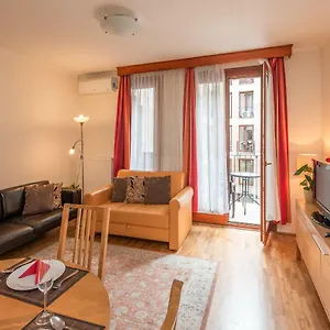 Apartment De Lux At The Synagogue Hungary